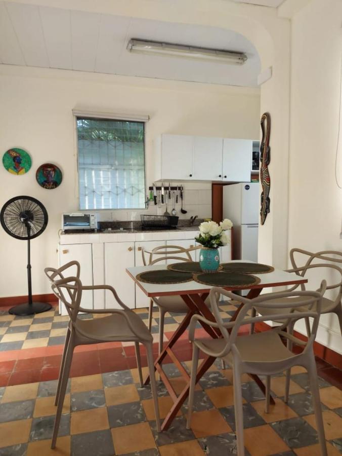Casa Congo & Casa Rayo Verde - Restaurante - Galeria De Arte Portobelo Exteriér fotografie